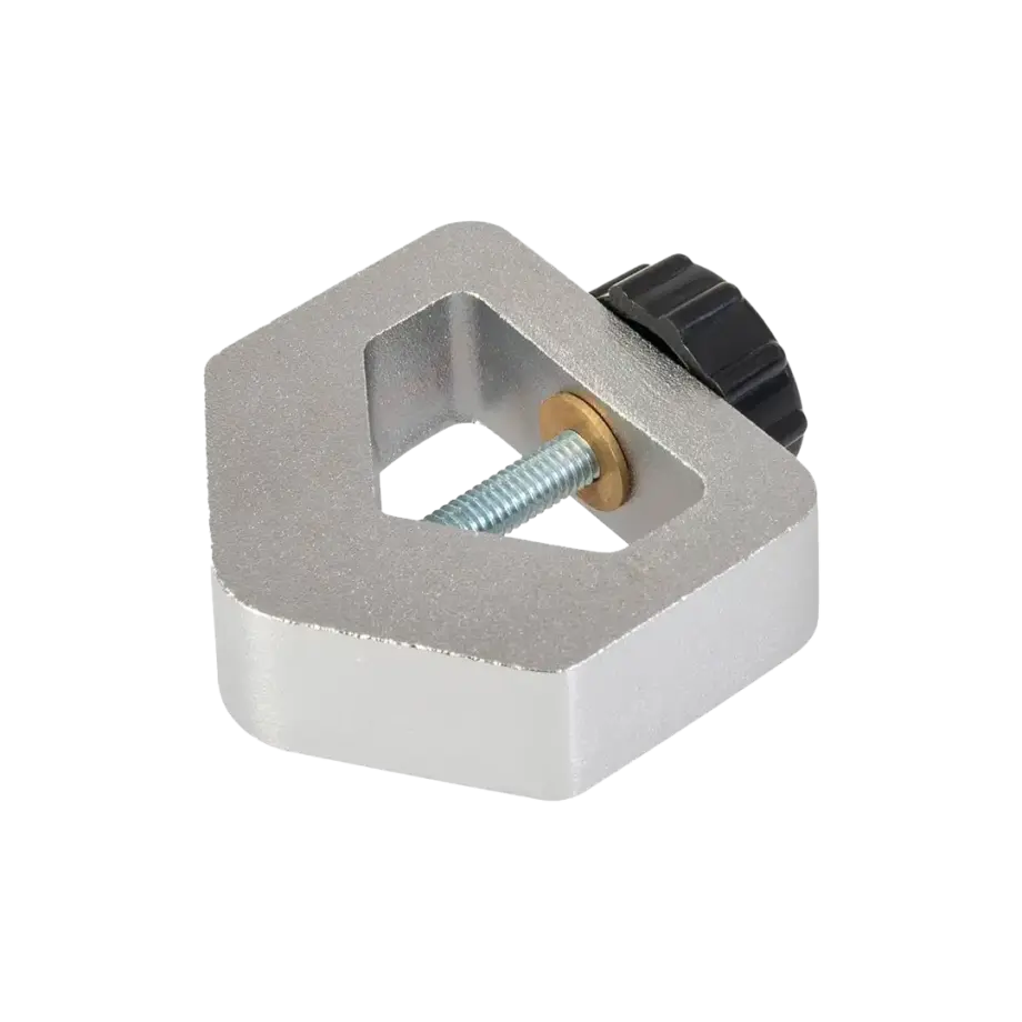 จิ๊กลับมีดกลึงแบบโค้า หรือ มีด เกาต์